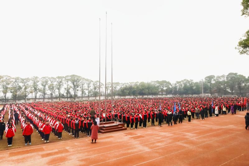 汉寿二中：召开2025年下学期寒假前安全教育大会