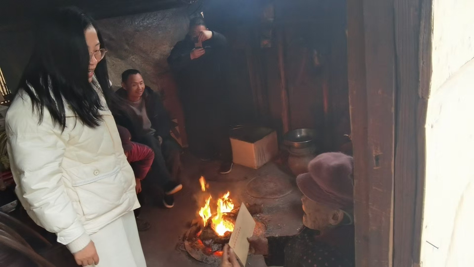 【新春走基层】汉寿县沧浪街道开展百岁老人慰问活动