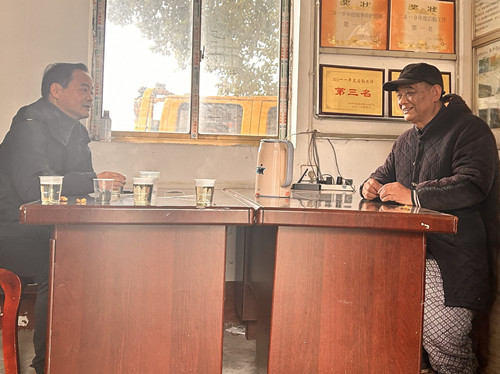 【新春走基层】寒冬送温暖 关怀暖人心｜汉寿县公路建养中心开展慰问困难党员及退休老干部活动