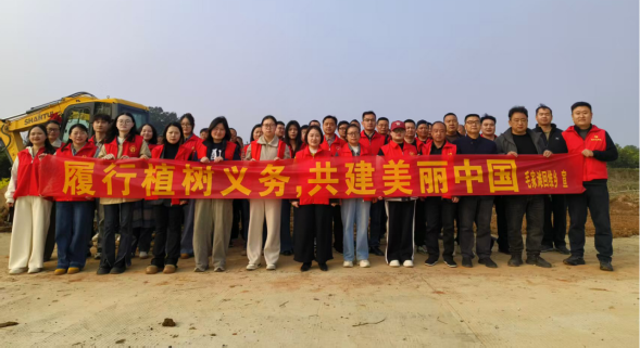 汉寿县毛家滩回维乡：义务植树造林 共筑美丽乡村