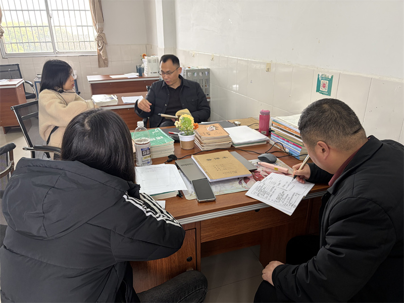 汉寿县岩汪湖镇中学：县教育局教研室开展毕业学科专项视导