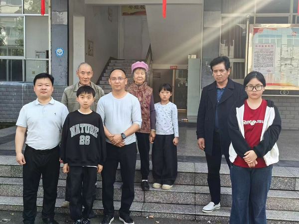 返乡捐资助学！汉寿罐头嘴籍乡贤李民暖心托举两名寒门学子
