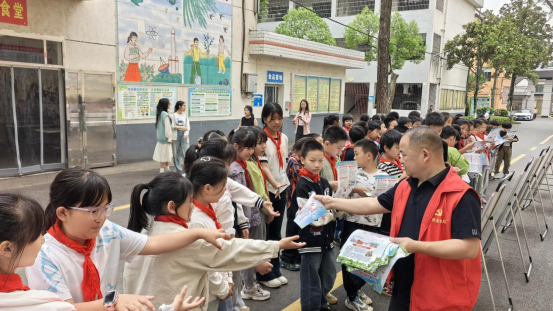 汉寿县毛家滩回维乡：多措并举筑防线 久久为功护平安
