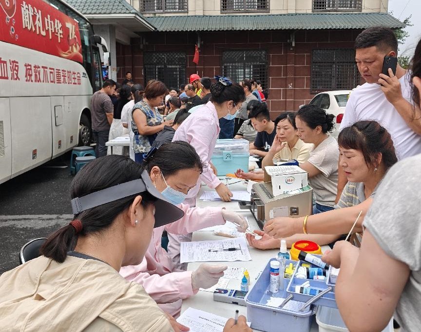 汉寿县沧港镇：热血传大爱 担当暖人心