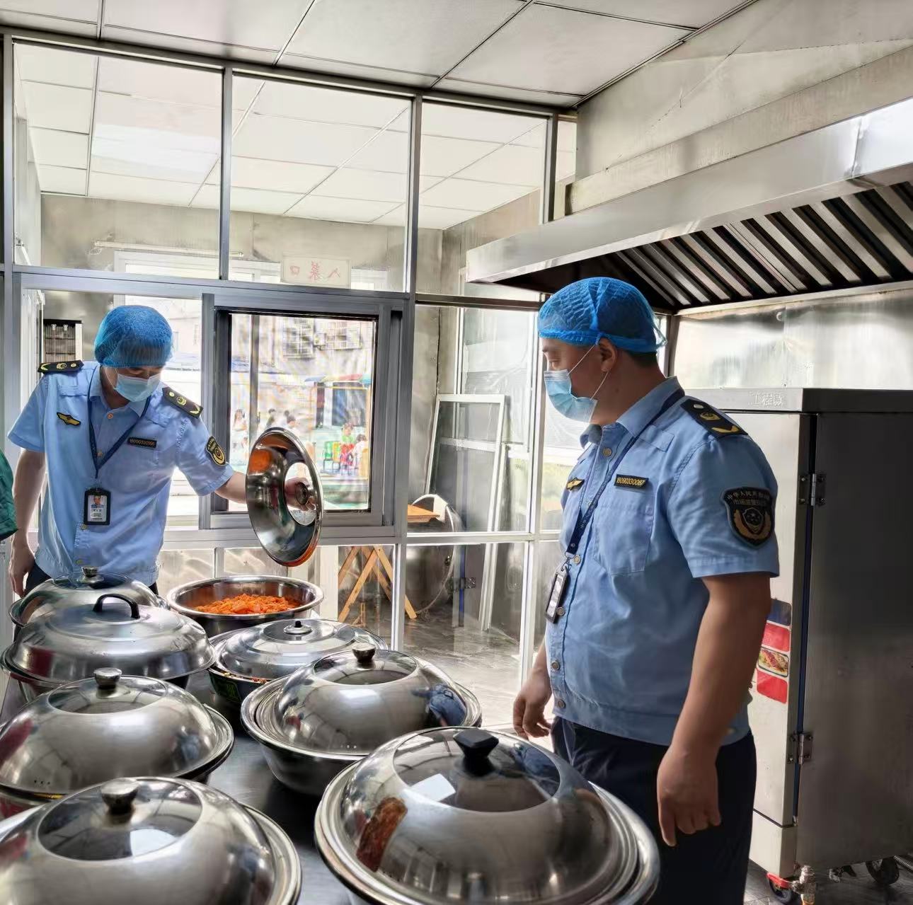汉寿县市场监督管理局“三招”护航2026“三考”：严守食安底线、清查作弊器材、全域静音降噪
