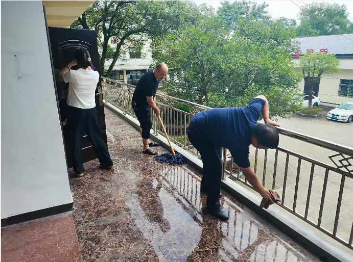 汉寿县洋淘湖镇：从干部自身做起，擦亮人居环境整治工作的“底色”