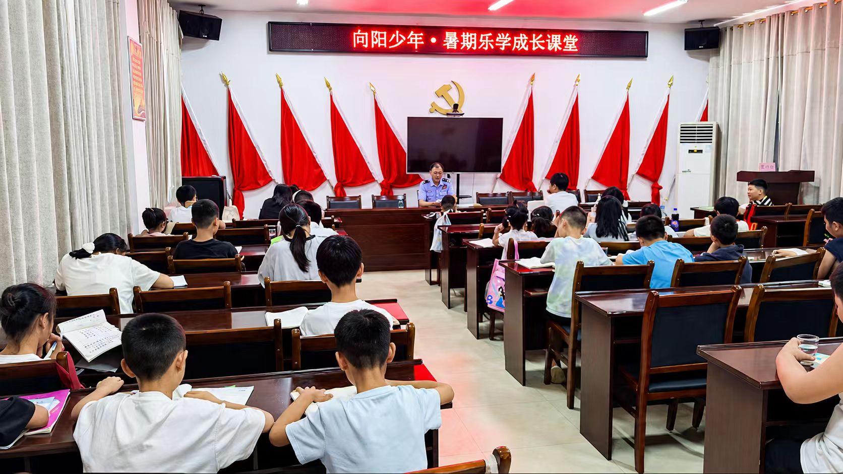 汉寿县毛家滩回维乡：多维赋能助成长 缤纷课堂护童心