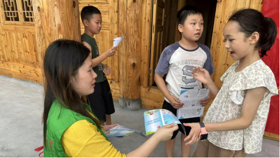 汉寿县丰家铺镇：普法守民心，安全护童夏