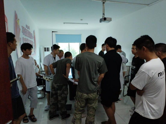 汉寿县百禄桥镇：扎实开展秋季征兵初检初审工作