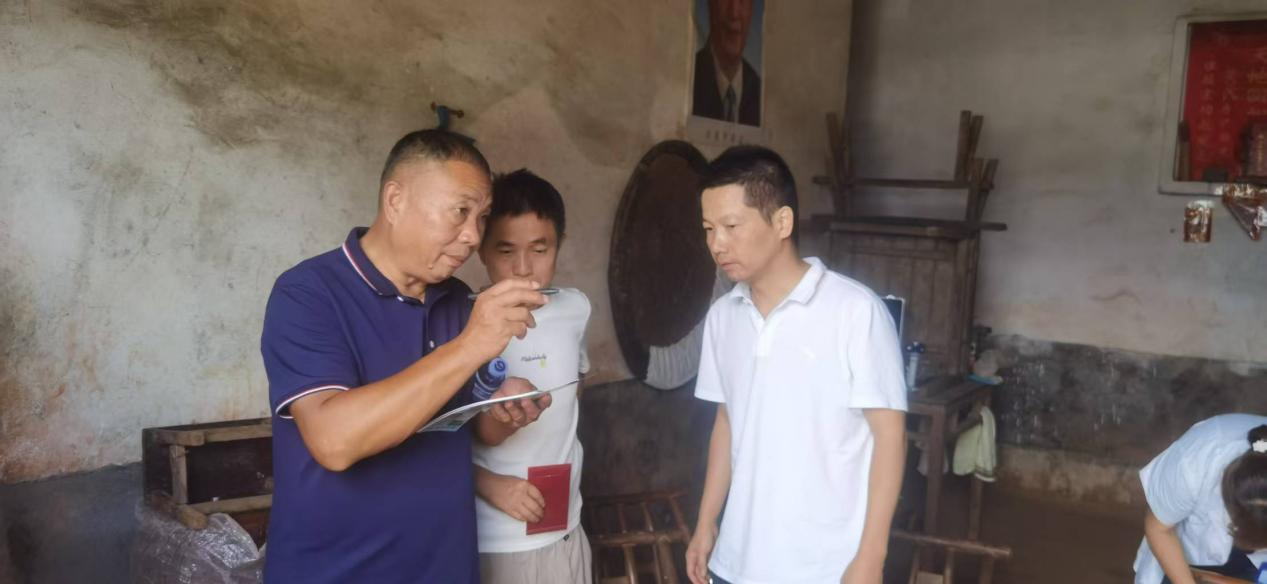 汉寿县蒋家嘴镇：情暖“八一”  致敬老兵